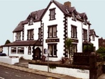 Hall Park Hotel Self Check In Workington Exterior photo